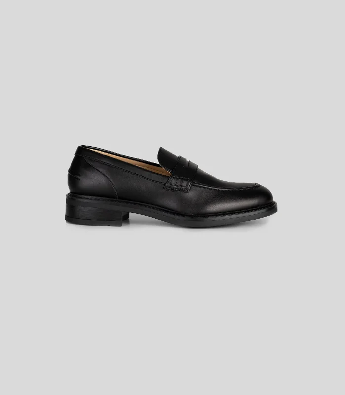 Women's Loafer Shoe