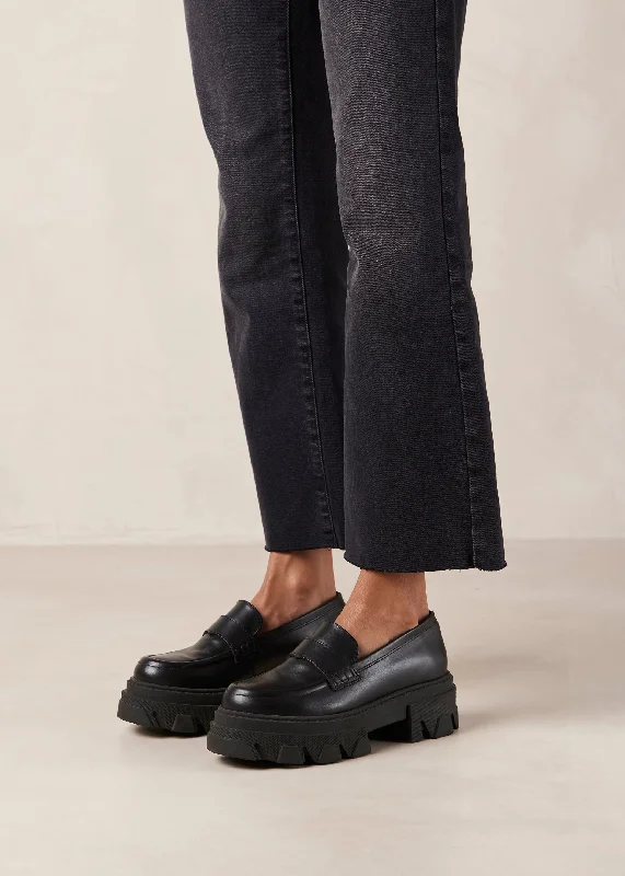 Trailblazer Chunky Loafers Black