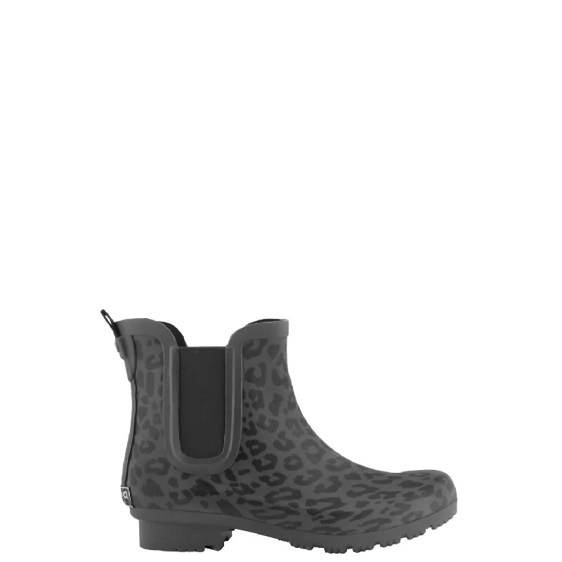 Chelsea Rain Boots In Matte Leopard