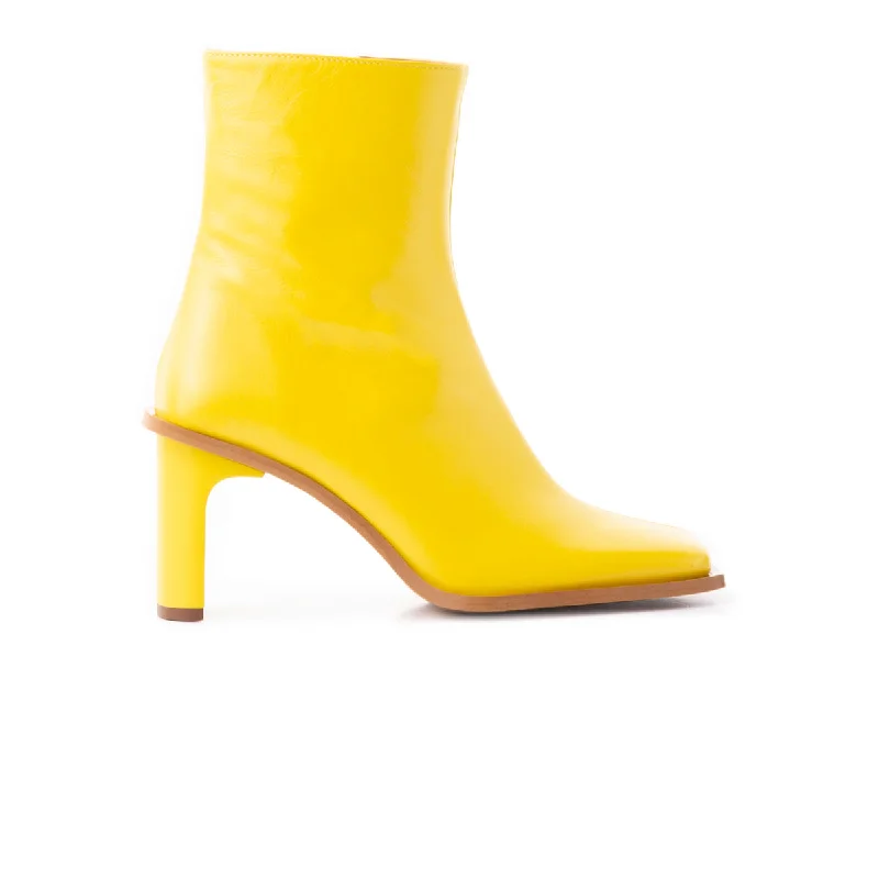 Uzwil Yellow Leather